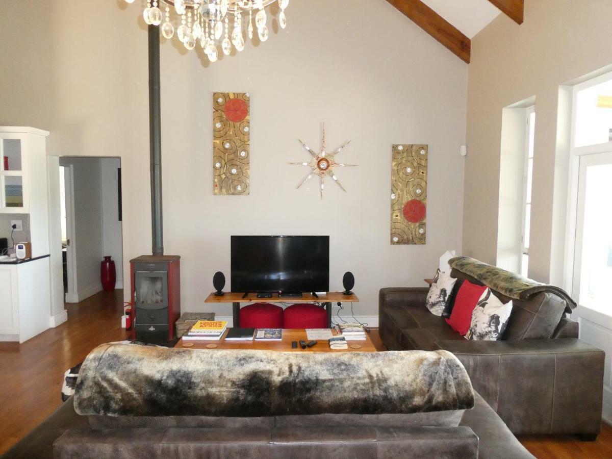 3 Walter Street Daire Riebeek-Kasteel Dış mekan fotoğraf